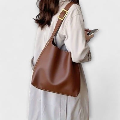 Zalorya. – Elegant Shoulder Bag in Leather